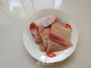 【四川】豆瓣鱼块的做法步骤：2