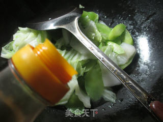【宁波】莴笋炒白菜的做法步骤：7