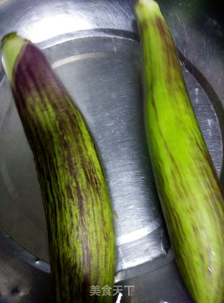 【四川】凉拌茄子的做法步骤：1