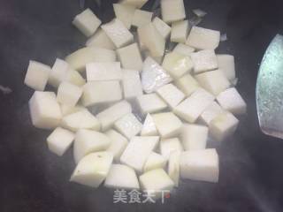 家常土豆焖鸡的做法步骤：5
