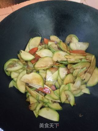 【河北】素炒西葫芦的做法步骤：3