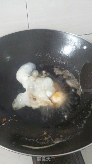 【河池】油炸鸡蛋的做法步骤：3