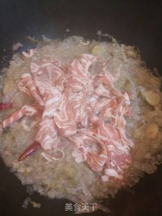 东北酸菜汆羊肉的做法步骤：4