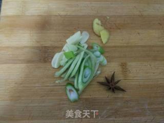 【天津】糖醋藕片的做法步骤：1