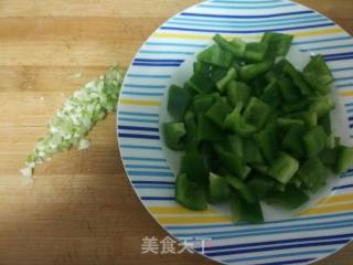 【天津】青椒炒土豆的做法步骤：2