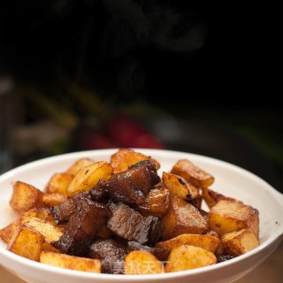 红烧土豆的做法步骤：4