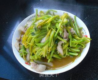 【东北】五花肉烧黄花的做法步骤：12