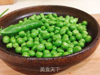 干煸豌豆鸡块的做法步骤：1