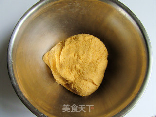【江苏】让馒头萌起来——维尼豆沙馒头的做法步骤：5