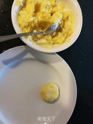 【山西】奶香红薯饼（给年夜饭家宴加一道甜点）的做法步骤：9