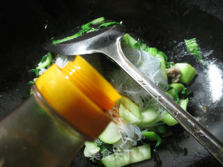 【宁波】青菜肉末炒粉丝的做法步骤：6