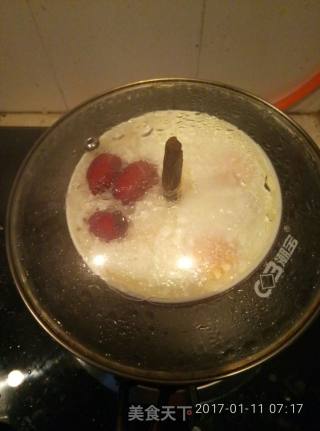 红枣醪糟蛋的做法步骤：2