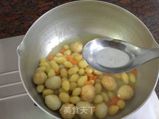 鹌鹑蛋滒烧白果的做法步骤：11
