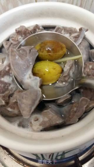 【广东】猪肺橄榄汤的做法步骤：3