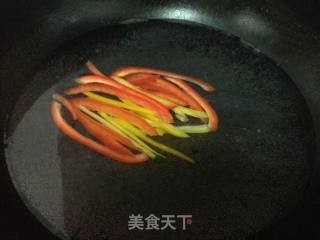 【天津】彩椒拌双耳的做法步骤：3