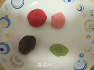 【天津】花样枣馒头的做法步骤：4