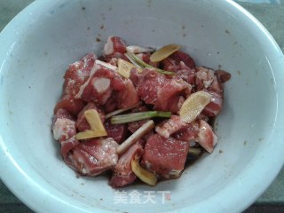 【四川】粉蒸排骨的做法步骤：2