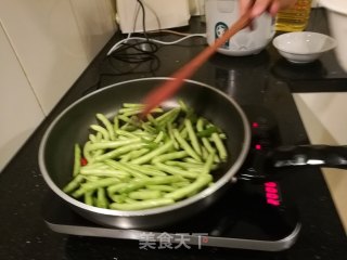 【山西】干煸四季豆（家常味儿免切版）的做法步骤：5