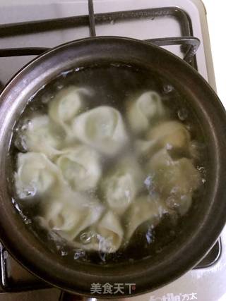 【宁波】菜肉馄饨的做法步骤：10