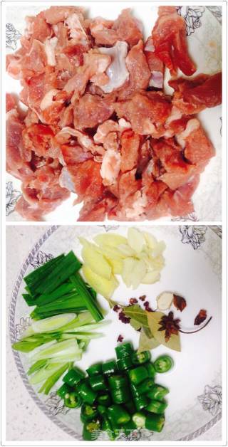 【自贡】白萝卜炖牛肉的做法步骤：1