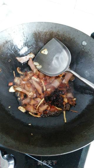 【武汉】腊肉干锅有机花菜的做法步骤：4