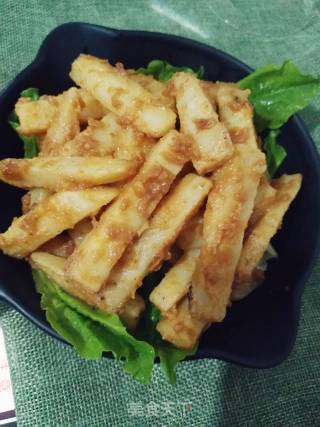 黑椒蛋黄焗薯条的做法步骤：10