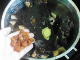 【广东】黑豆木耳乌鸡汤的做法步骤：5