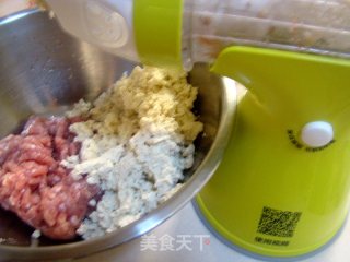 三鲜豆腐饼的做法步骤：2