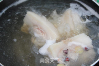 【辽宁】酸菜白肉的做法步骤：3