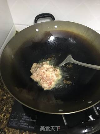 【四川】肉末豌豆的做法步骤：3