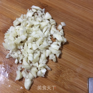 【广东】油淋生菜的做法步骤：2