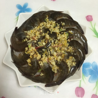 【广东】蒸蒸日上--蒜蓉粉丝蒸大虾的做法步骤：7