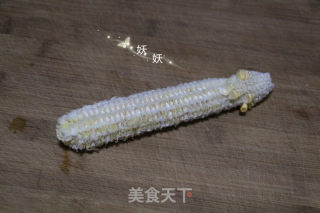 玉米清香竹荪排骨汤的做法步骤：3