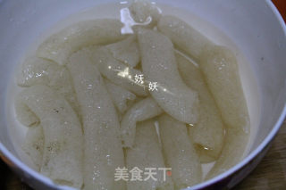 玉米清香竹荪排骨汤的做法步骤：6
