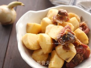【广东】茨菇焖腊鸭腿的做法步骤：13