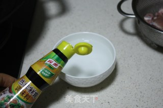 【广东】蜜汁豉油鸡腿的做法步骤：3