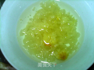 【广东】苹果银耳羹的做法步骤：2