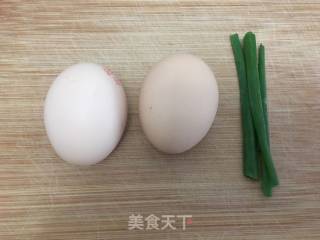 【广东】海参蒸水蛋的做法步骤：1