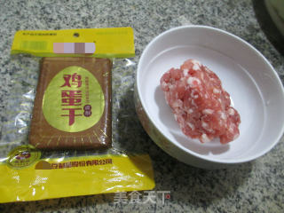 【宁波】鸡蛋干蒸肉末的做法步骤：1