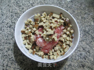 【宁波】鸡蛋干蒸肉末的做法步骤：3
