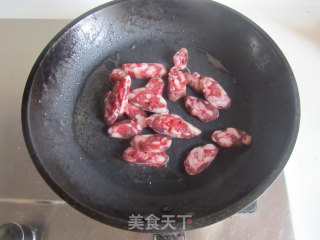 【湖北】腊肠炒菜薹的做法步骤：2
