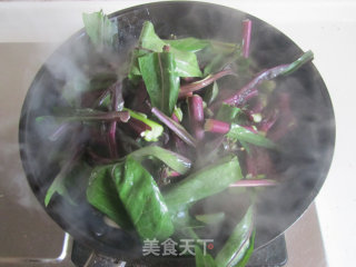 【湖北】腊肠炒菜薹的做法步骤：4