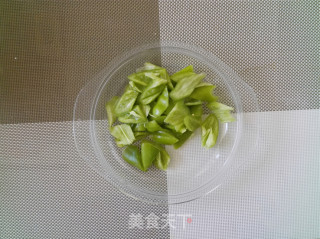 【东北】尖椒干豆腐的做法步骤：2
