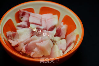 江西黎蒿炒腊肉的做法步骤：3