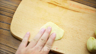 我是主厨分享蛋黄酥制作配方的做法步骤：10
