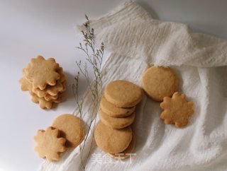 芝麻花生酥饼的做法步骤：11