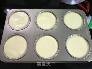 百香果草莓奶油杯子蛋糕的做法步骤：7
