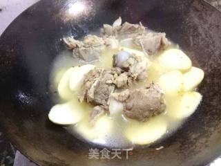【苏州】茨菇烧大骨的做法步骤：7
