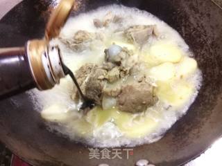 【苏州】茨菇烧大骨的做法步骤：8