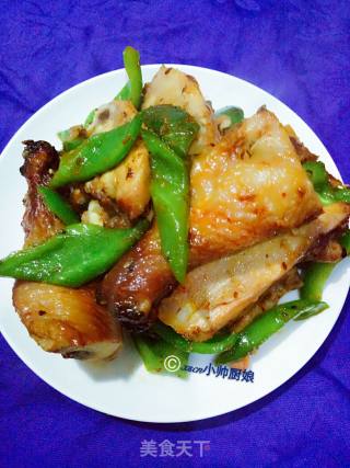 【东北】青椒炒鸭腿的做法步骤：4